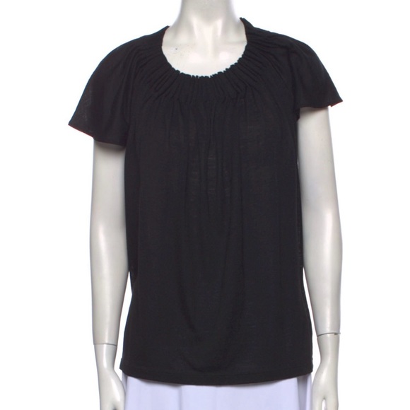 Chloe Tops - Chloe Tshirt Scoop Neck Short Sleeve T-Shirt Medium